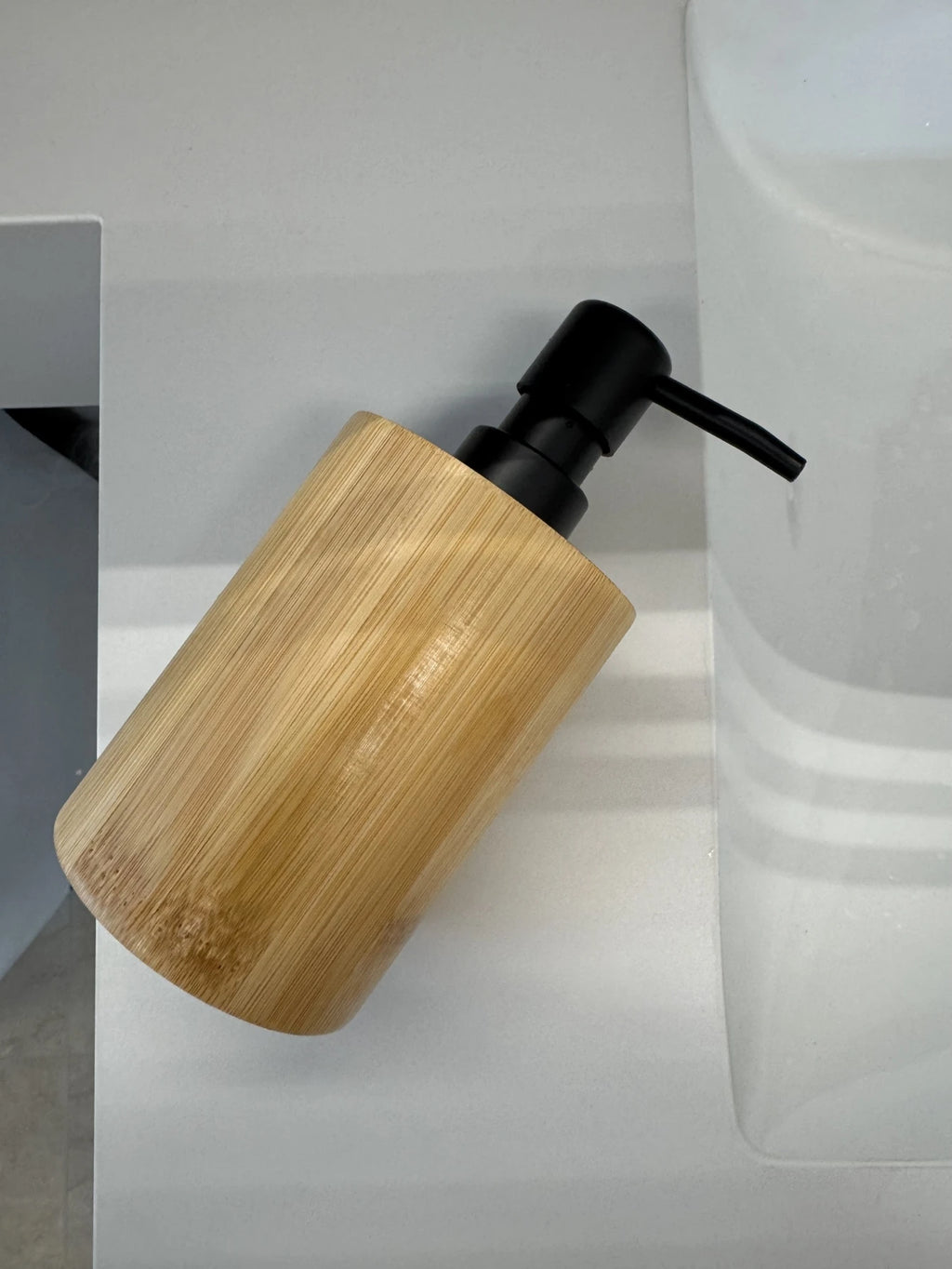 15Oz Bamboo Soap and Lotion Dispenser Bottle Bathroom Accessories Set, Bamboo Soap Dispenser Bottle Refillable Liquid Pump Bottl