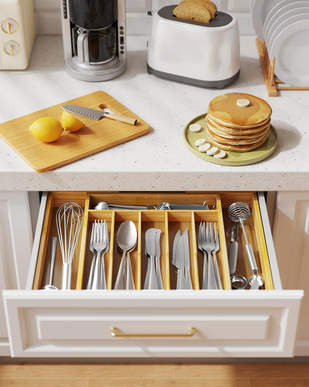 Silverware Organizer - Expandable Bamboo Kitchen Drawer Organizer, Adjustable Cutlery Tray for Kitchen Storage & Organisation, 33.6 X 4.5 X 29.0-47.0 Cm